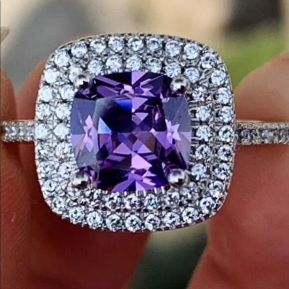 Jewelry - 💎A079💎 *NEW DAINTY 925 STERLING SILVER DIAMOND HALO AMETHYST RING
